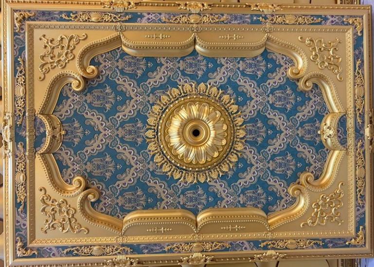 Altın Zümrüt Yeşil Dikdörtgen Saray Tavan 140 X 200 cm İncele!